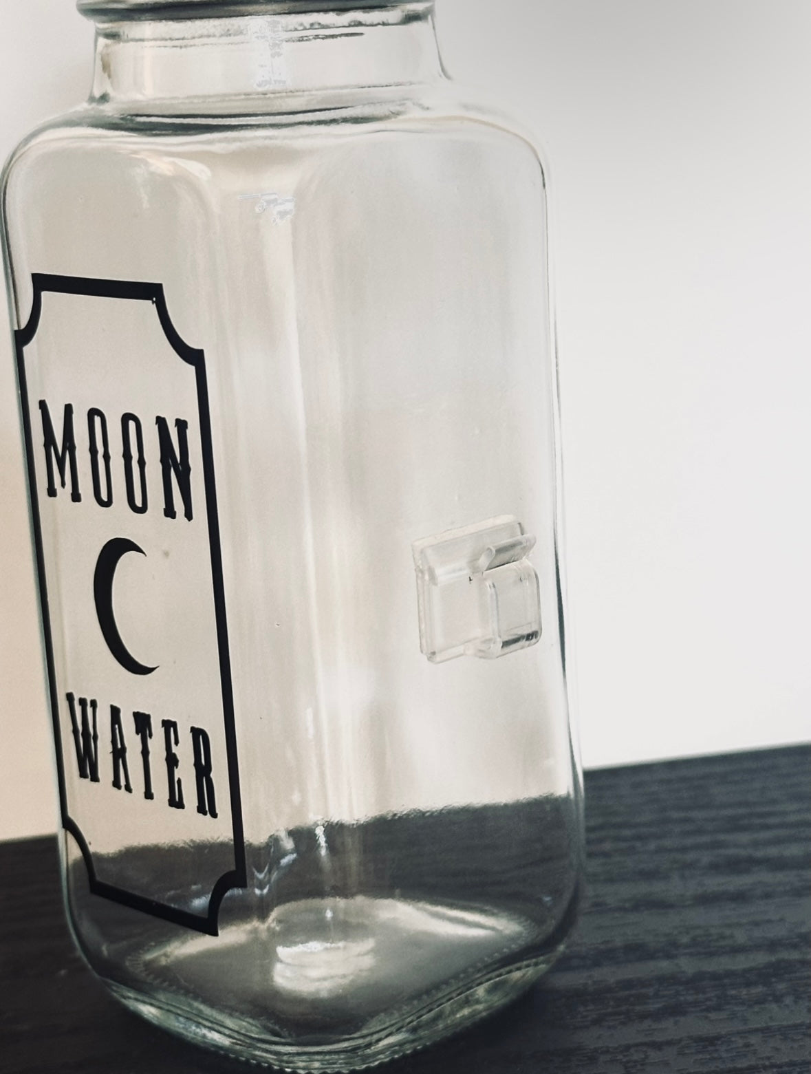 Moon Water Charging Glass Jar 8oz – Necklace Holder