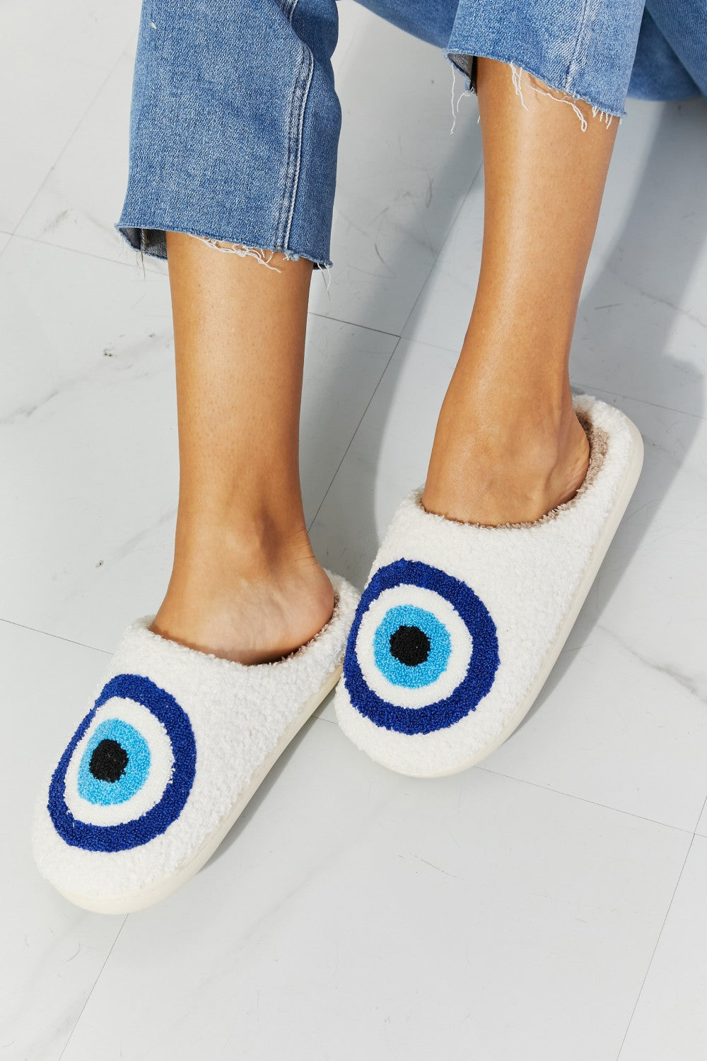 Eye Plush Slipper - Executive Gypsy