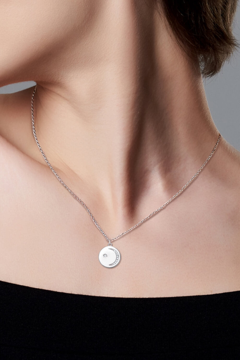 Moissanite Round Pendant Necklace - Executive Gypsy