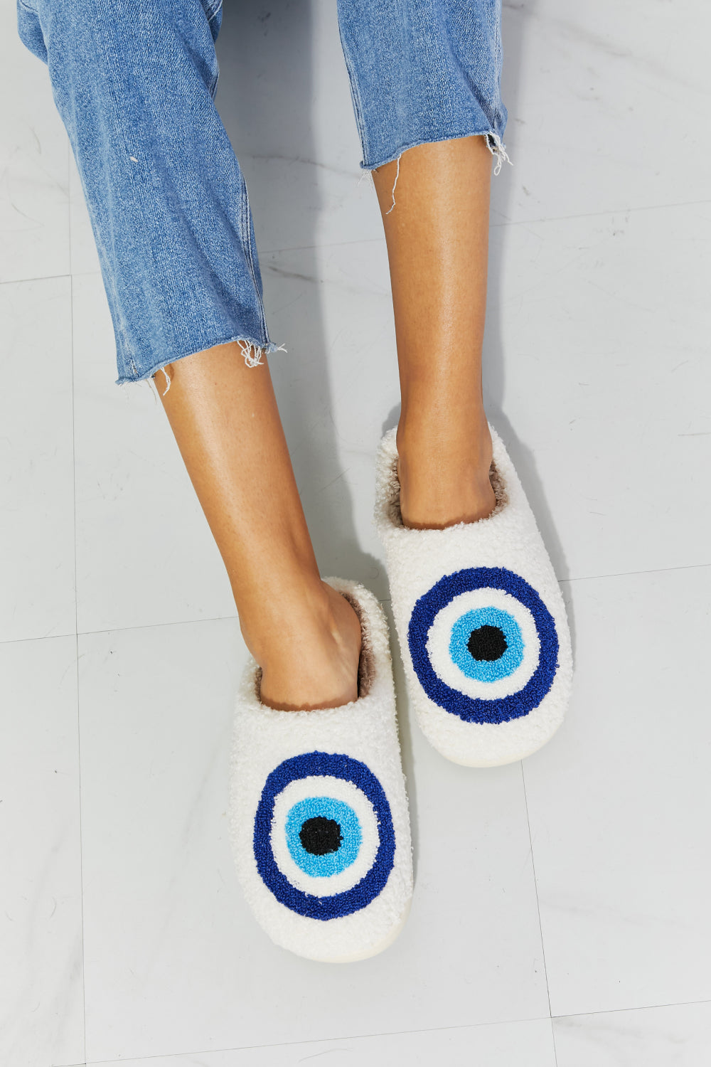 Eye Plush Slipper - Executive Gypsy