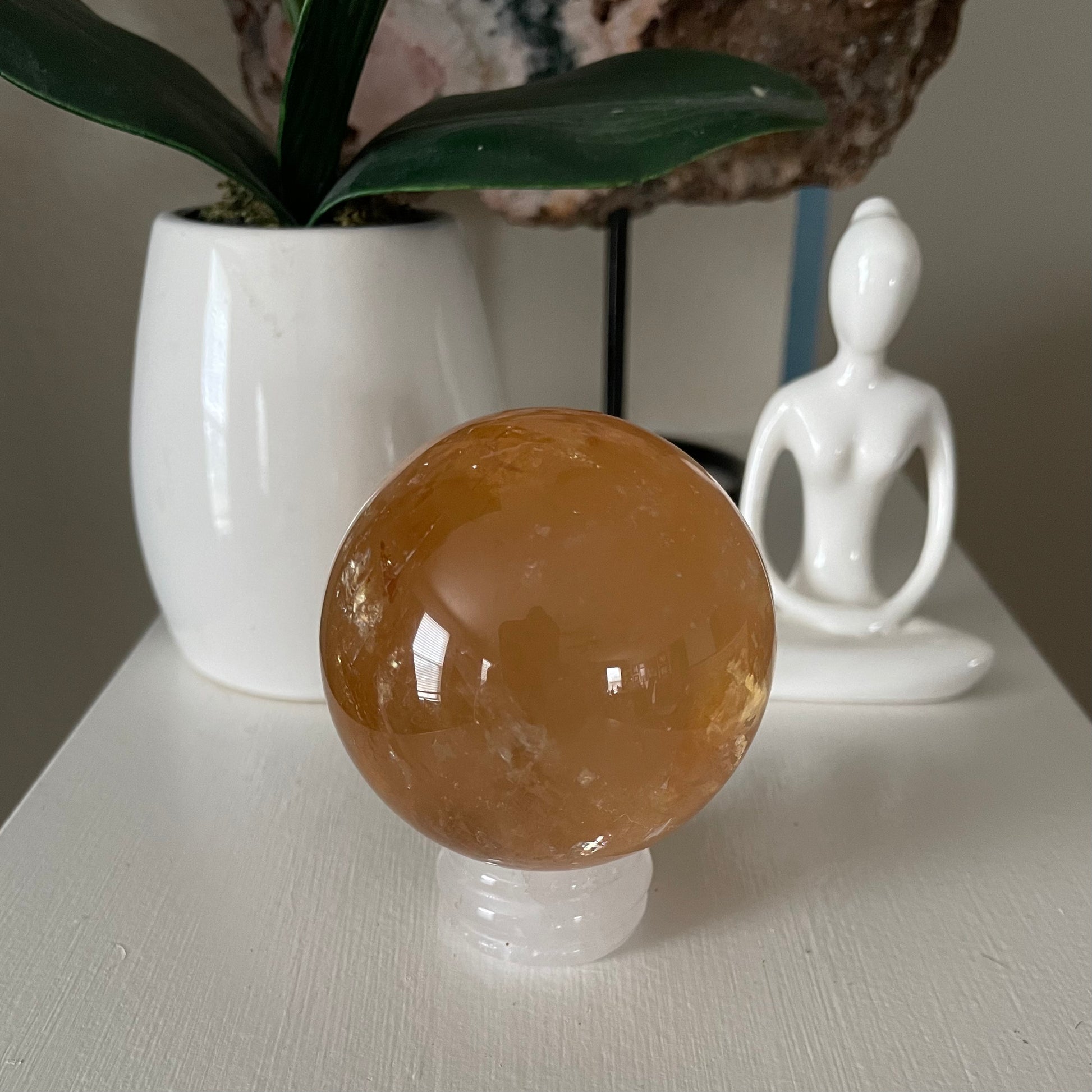 Crystal Sphere Stand - Executive Gypsy